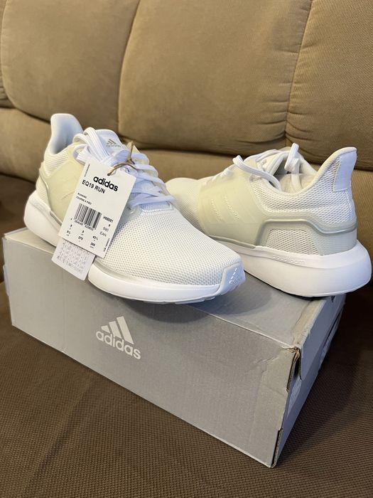 Нови маратонки Adidas