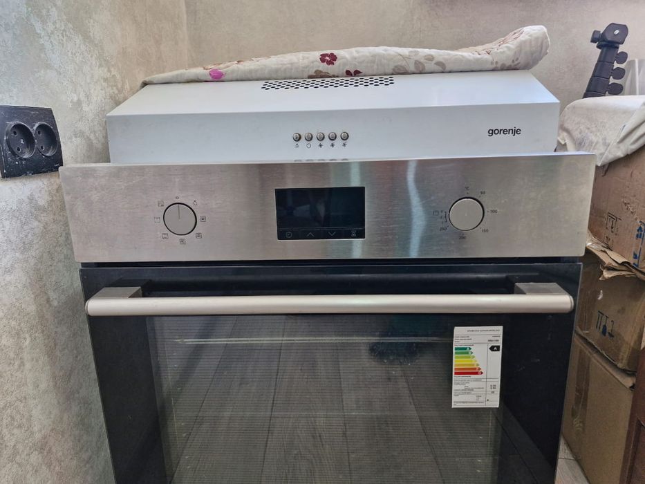 Продам электро духовку