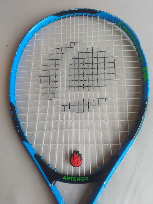 Тенис ракета. Тенис ракета