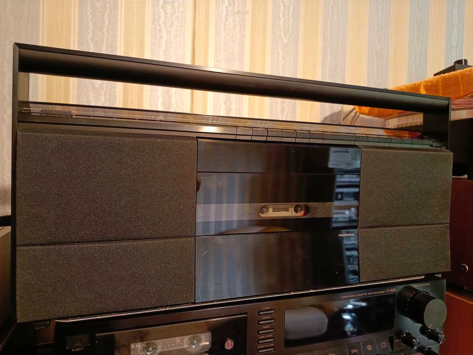 Магнитола Bang&Olufsen Beosystem 10