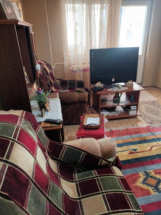 Inchiriez ap 3 camere zona sebastian sector 5