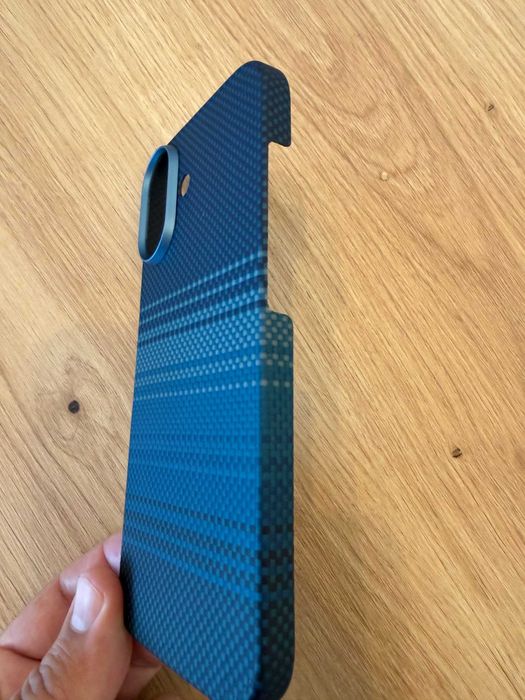 Оригинален калъф Pitaka за iPhone 17