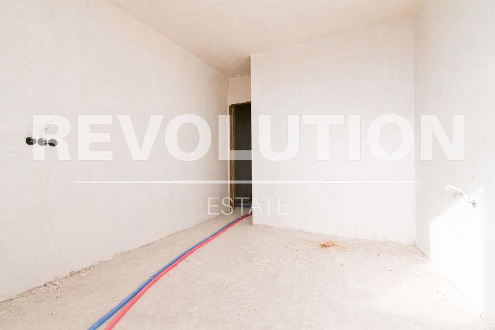 Многостаен апартамент в сграда ПРЕД АКТ 14 в ж.к. Красна поляна 2