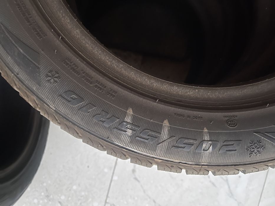 Зимние шины 205/55 размер 16