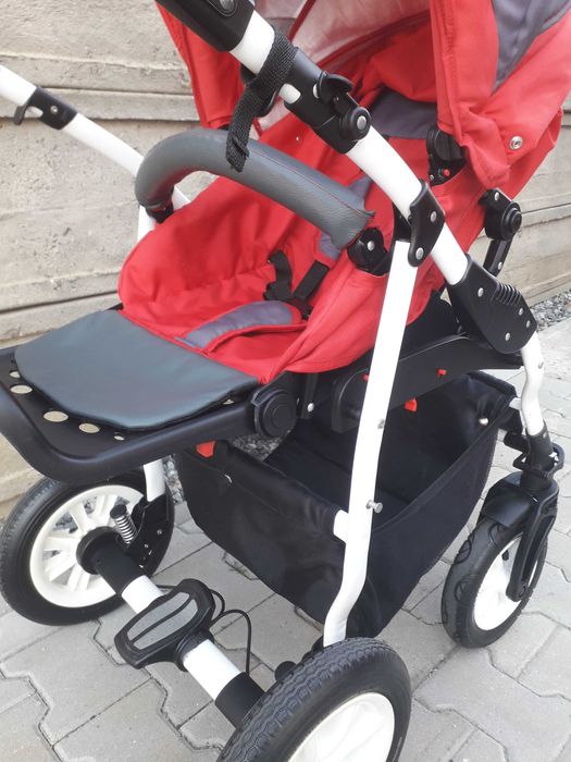 Vând cărucior copii 3 în 1