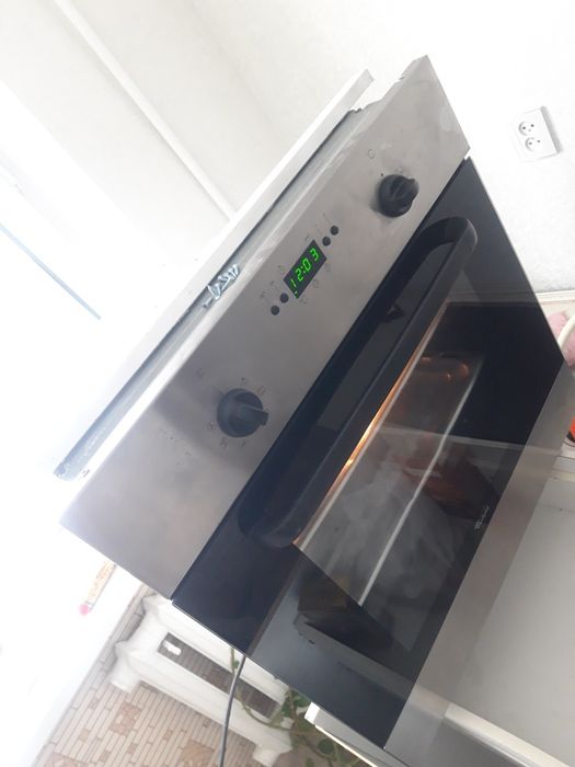 Кухинный   Шкаф  с плиткой.