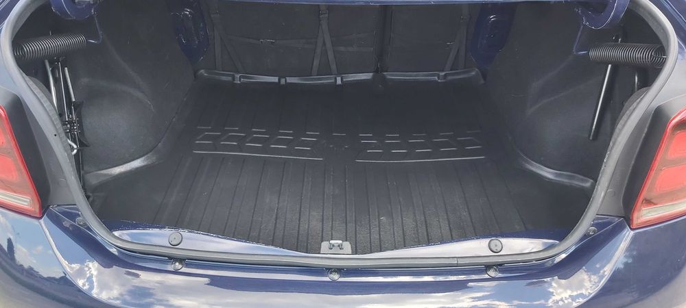 Dacia Logan 1.5 dCi Laureate, 75 CP, 89.000 km, euro 6, fara AdBlue, unic proprietar, foarte intretinuta
