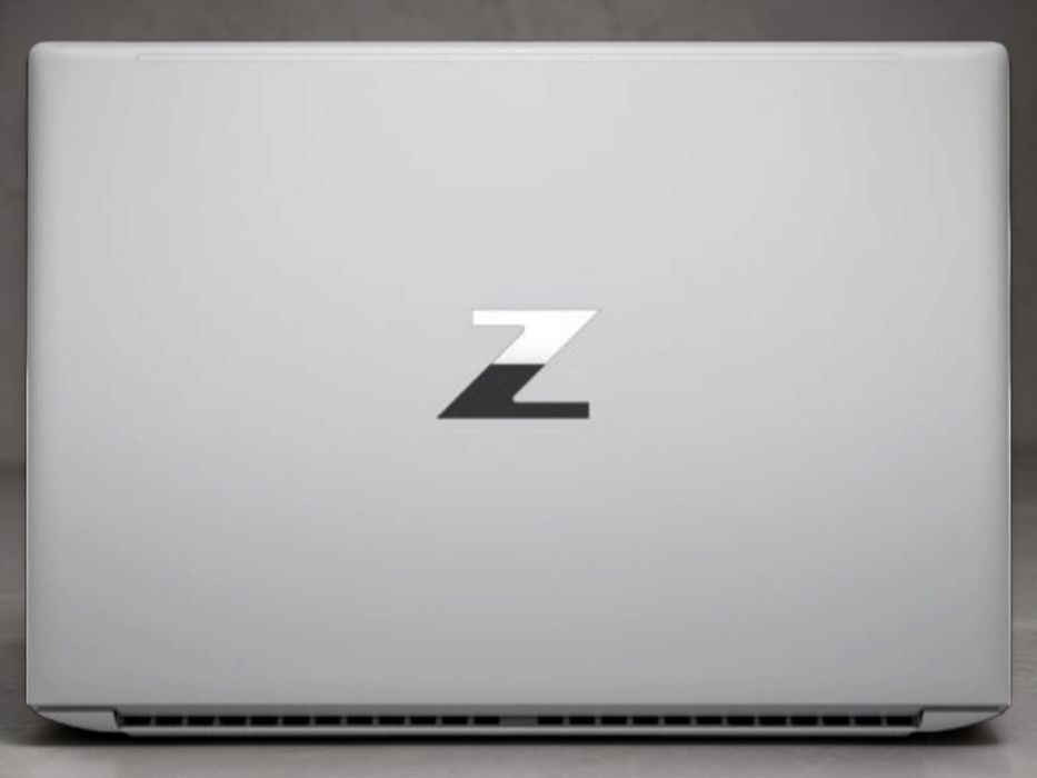 HP ZBook Studio 16 G9 16" 1000 nits i9-12900H 32GB DDR5 1TB SSD RTX A2000 8GB Мобилна работна станция / Лаптоп / Гаранция!