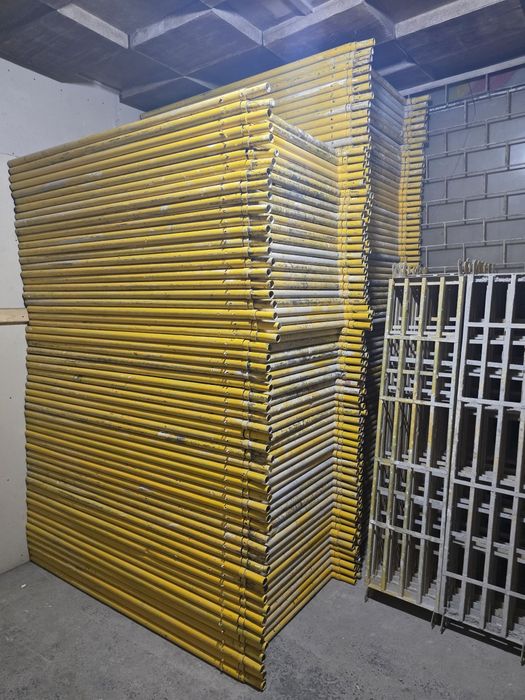 Леса сотилади янги