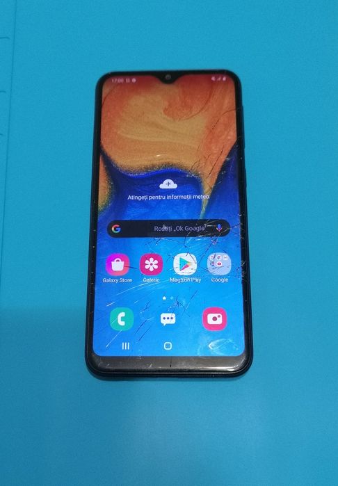 Display Samsung a20e