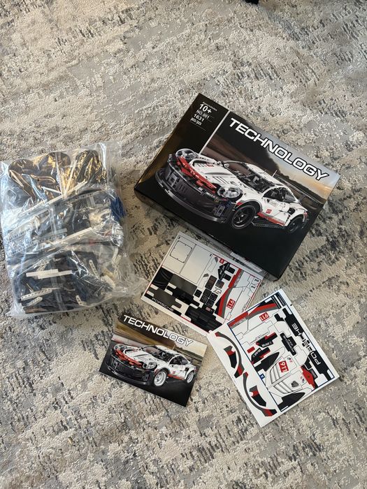 Lego Technic Porsche - Nou!