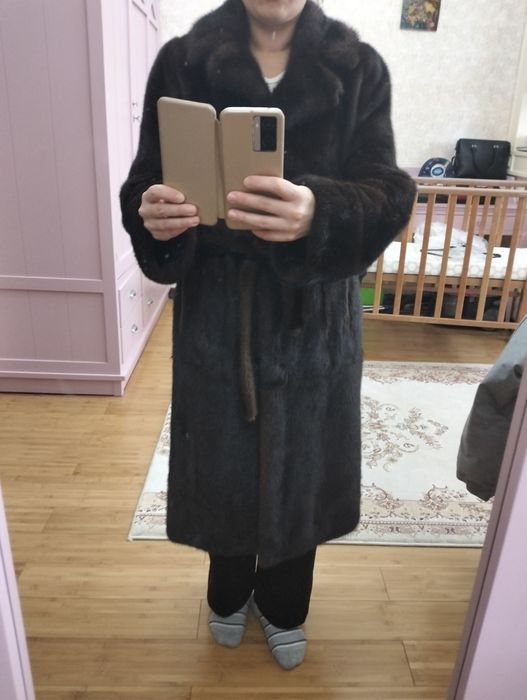 Продам норковую шубу