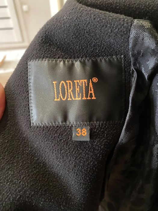 Продам демисезонное пальто