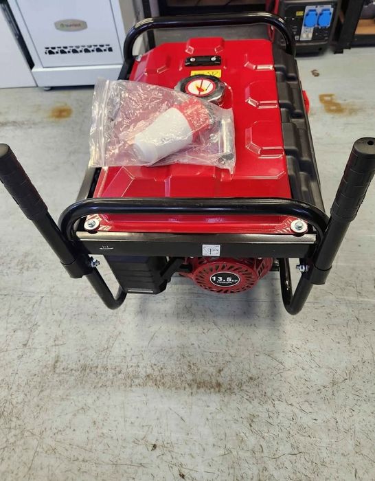 HONDA 6.5kW Бензинов Японски Четиритактов Генератор за Ток