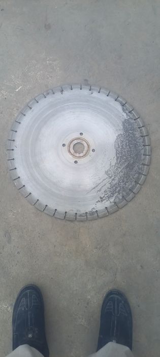 Алмазний диск 600 диаметр