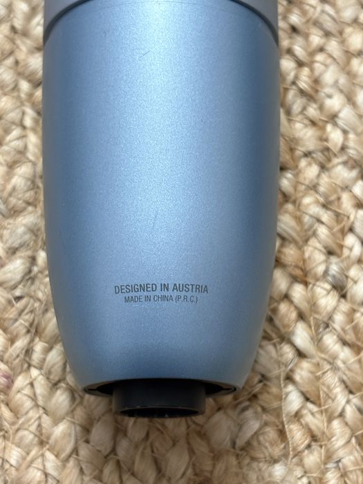 Студиен  микрофо  AKG 220