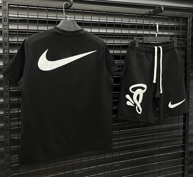 Летни Екипи Nike Tech Fleece / Jordan Къси Панталони и Тениска