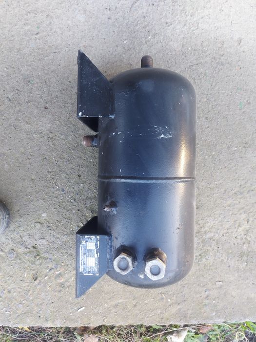 Ресивер, расширительный бачок,