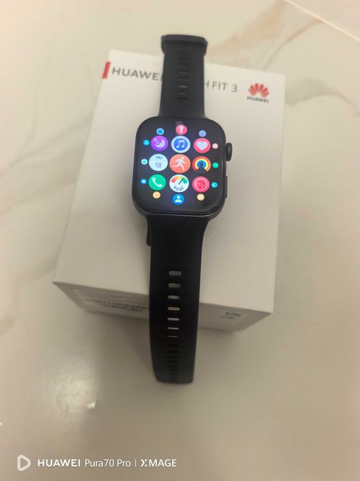 Huawei Fit 3 + кутия и зарядно
