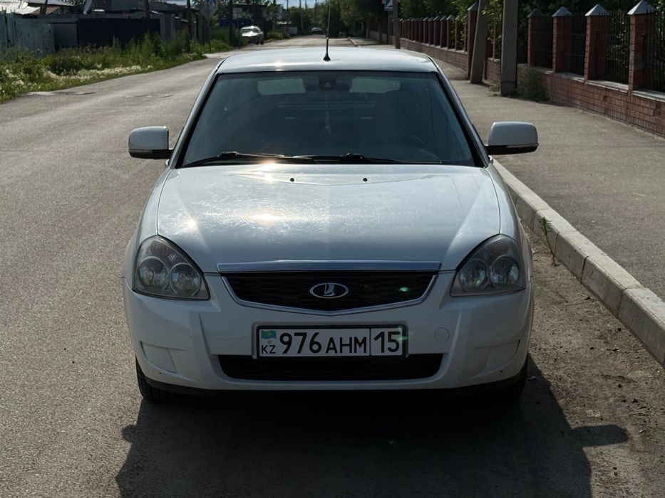 Продам Lada priora 2