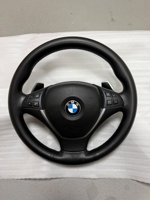 Volan Bmw X5 E70,X6 E71 negru complet cu airbag si padele