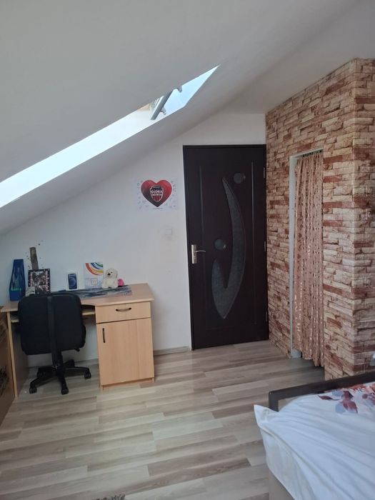 Apartament cu 3 camere