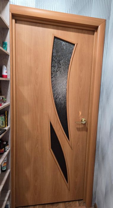 Продам межкомнатные двери