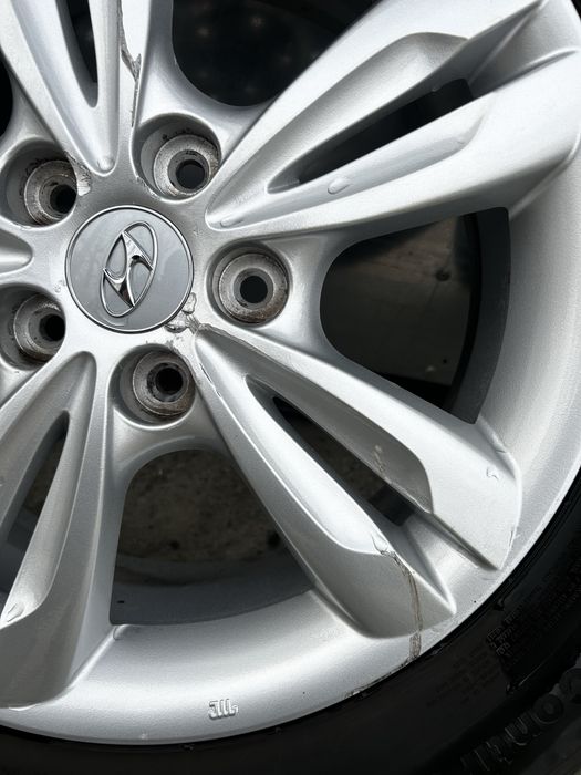 Оригинални джанти Hyundai с гуми 5х114.3 17цола