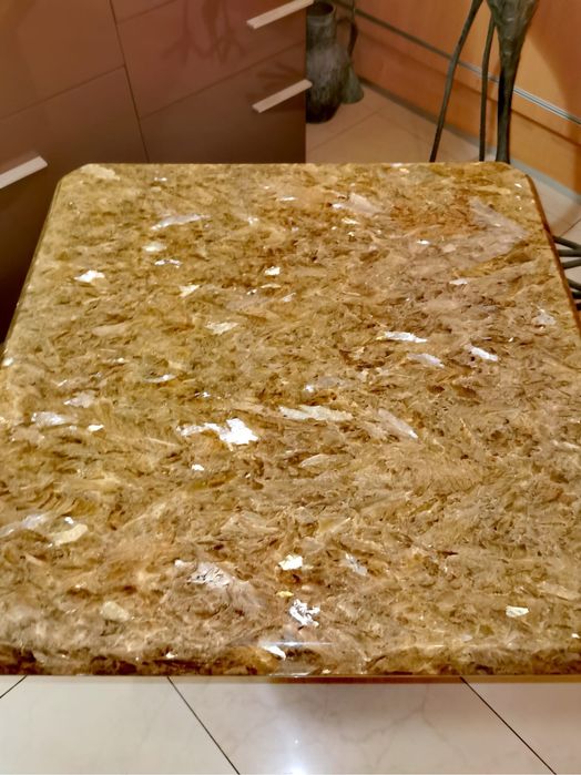 Антикварна каменна маса за кафе от Hohnert Design 65 х 65 х 40 см.