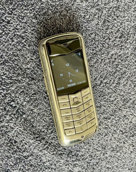 Vertu Constellation