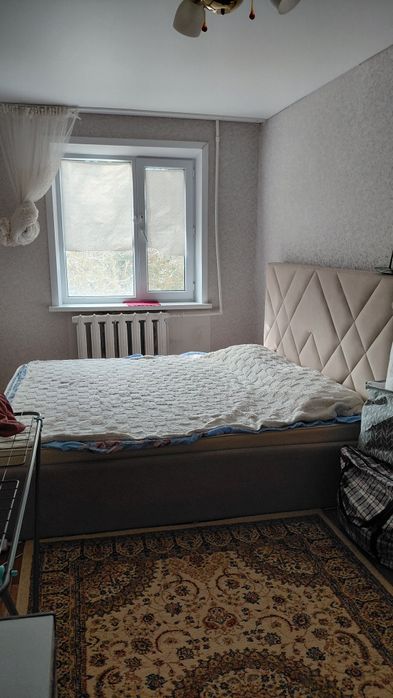 Спальный кровать.