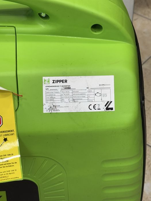 Продавам инверторен генератор Zipper ZI-STE2000IV