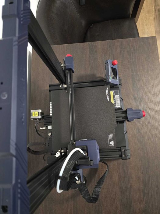 Anycubic Kobra 2 Neo 2024 – Ca Nouă! Doar 4 Utilizări!