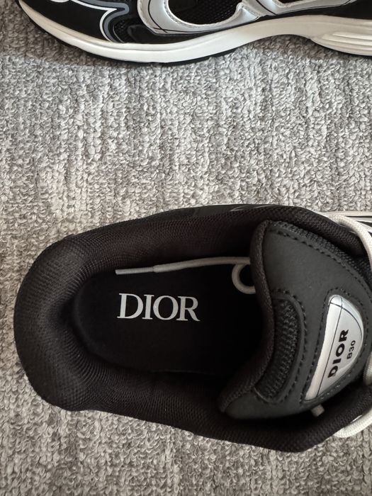 Adidasi Dior B30