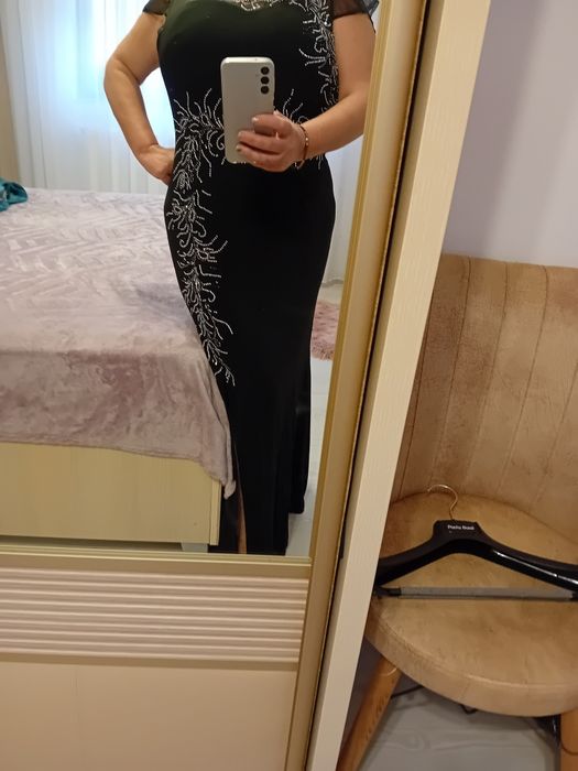 Vand rochie de mireasă