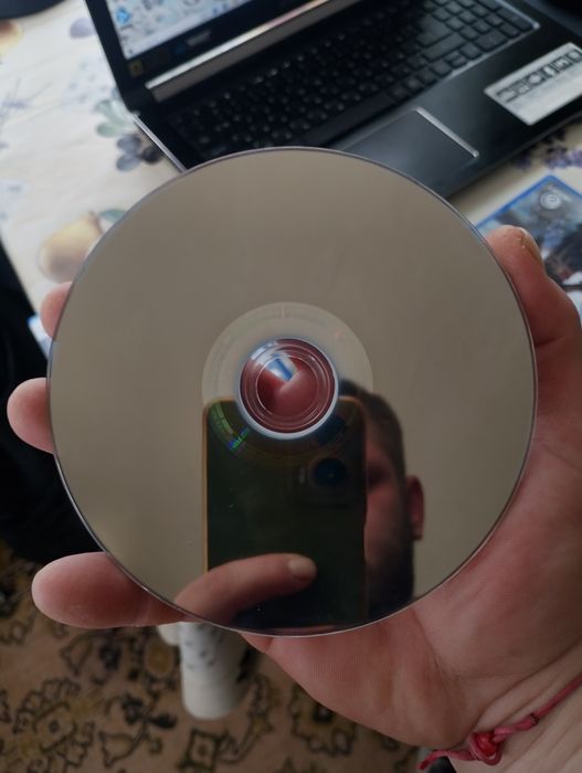 God of War Ragnarok и Assasins creed Valhalla