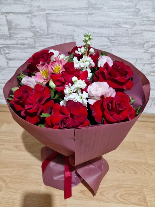 Цветы букеты (с оформлением)