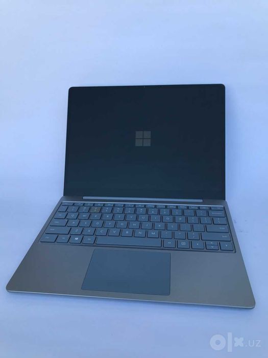 surface laptop go 2 8/128gb