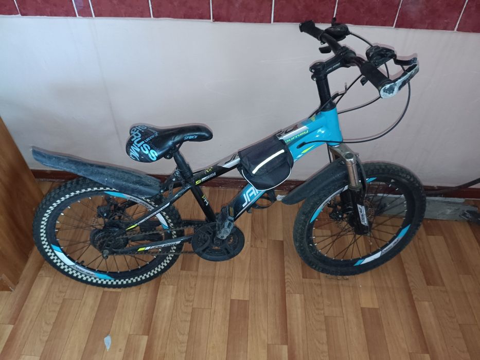 Продам велик состояние нормально