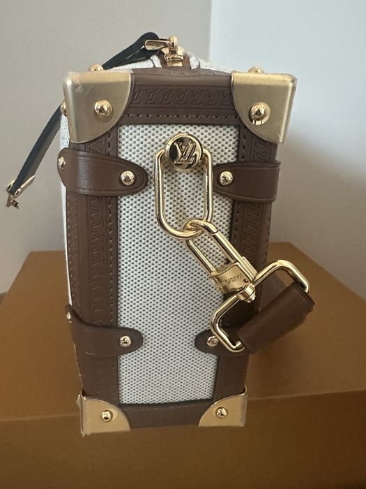 Чанта LV лимитирана серия 2025 Louis Vuitton Side Trunk MM