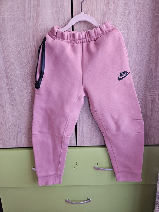 Екип nike tech 6-7г