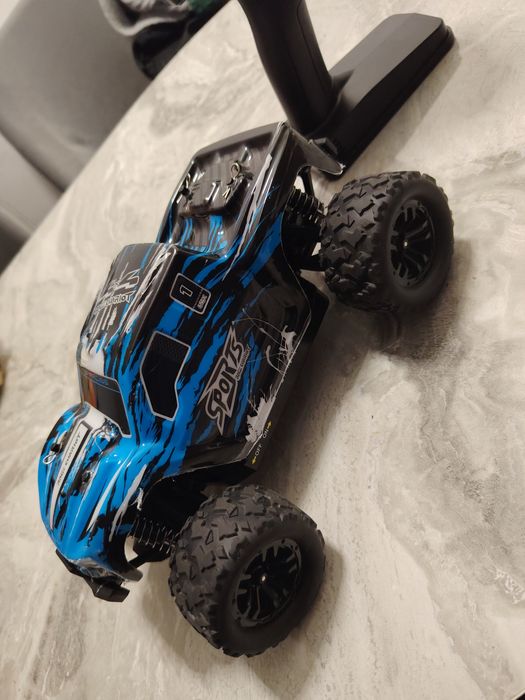 Masinuta cu telecomanda