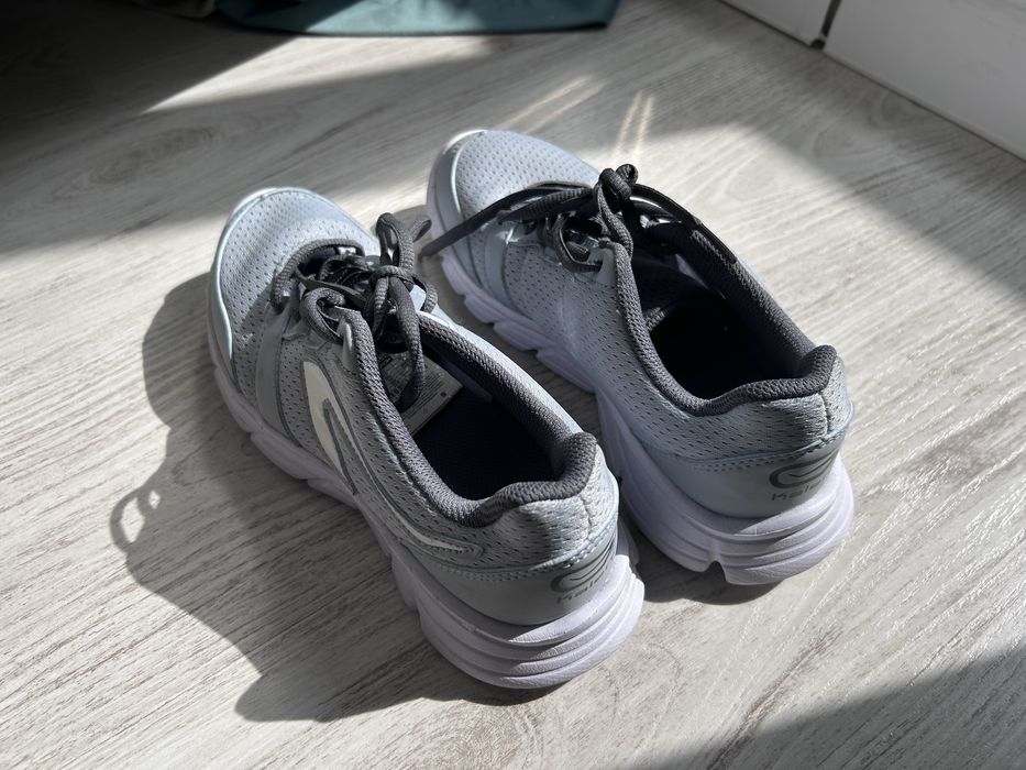 Продаються кросовки, 36 размер