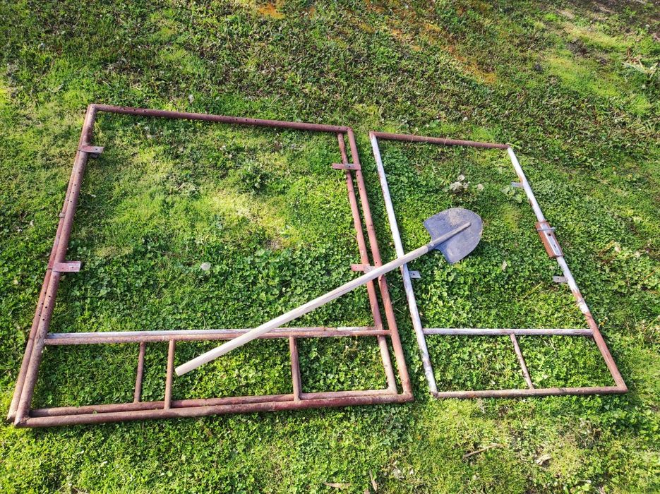 Set Porti Fier + 6 stalpi
- Structurá Solidá