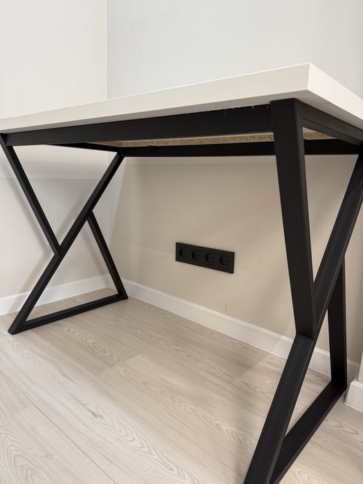 Стол в стиле Лофт, новый