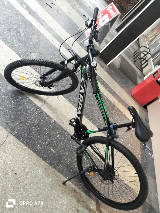 Vând bicicleta impecabila