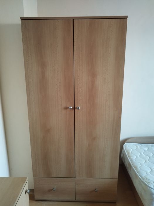 Продавам използвани мебели, цена по договаряне, вземане от място