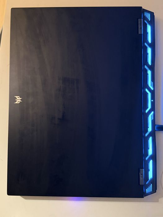 Acer Predator Helios 18 /RTX 4070/i9/32GB RAM/