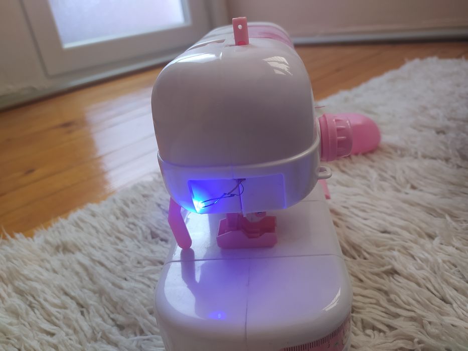 Играчки за момичета и момчета