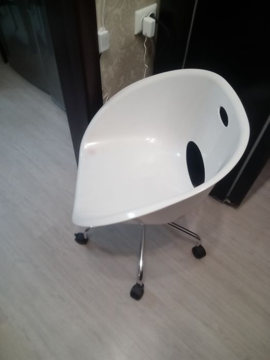 Кресло стул рабочий.